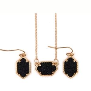 Lee Elisa Type Earring Necklace Black Gold Druzy